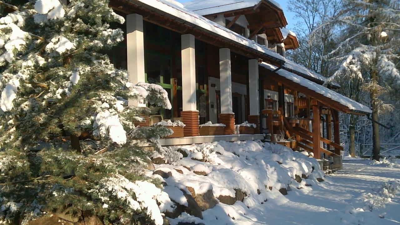 Stajnia Sarnowek Nad Jeziorem Rozany Rozajny Wielkie Extérieur photo